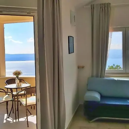 Ferienwohnung Fur 4 Personen Ca 45 Qm In Borak, Dalmatien Mitteldalmatien - B59113 * Omiš