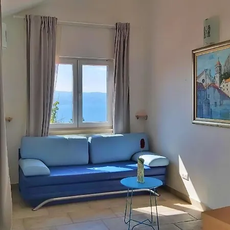Ferienwohnung Fur 4 Personen Ca 45 Qm In Borak, Dalmatien Mitteldalmatien - B59113
